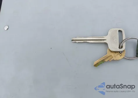 2002 Toyota Tacoma Base V6 z USA, uszkodzony, nr VIN 5TEHN72N32Z070181